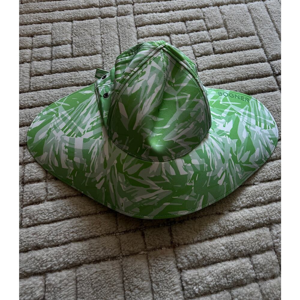 Bogner NWT Hat in Green
